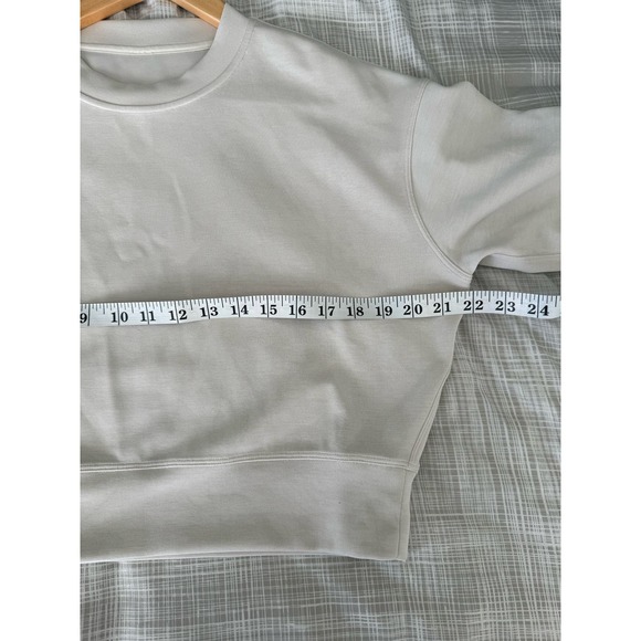 lululemon athletica Gray Sweatshirt - Picture 6 of 8